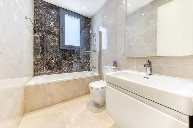  2-bedroom apartment to rent: https://www.bazaraki.com/adv/5751955_2-bedroom-apartment-to-rent (www.bazaraki.com)