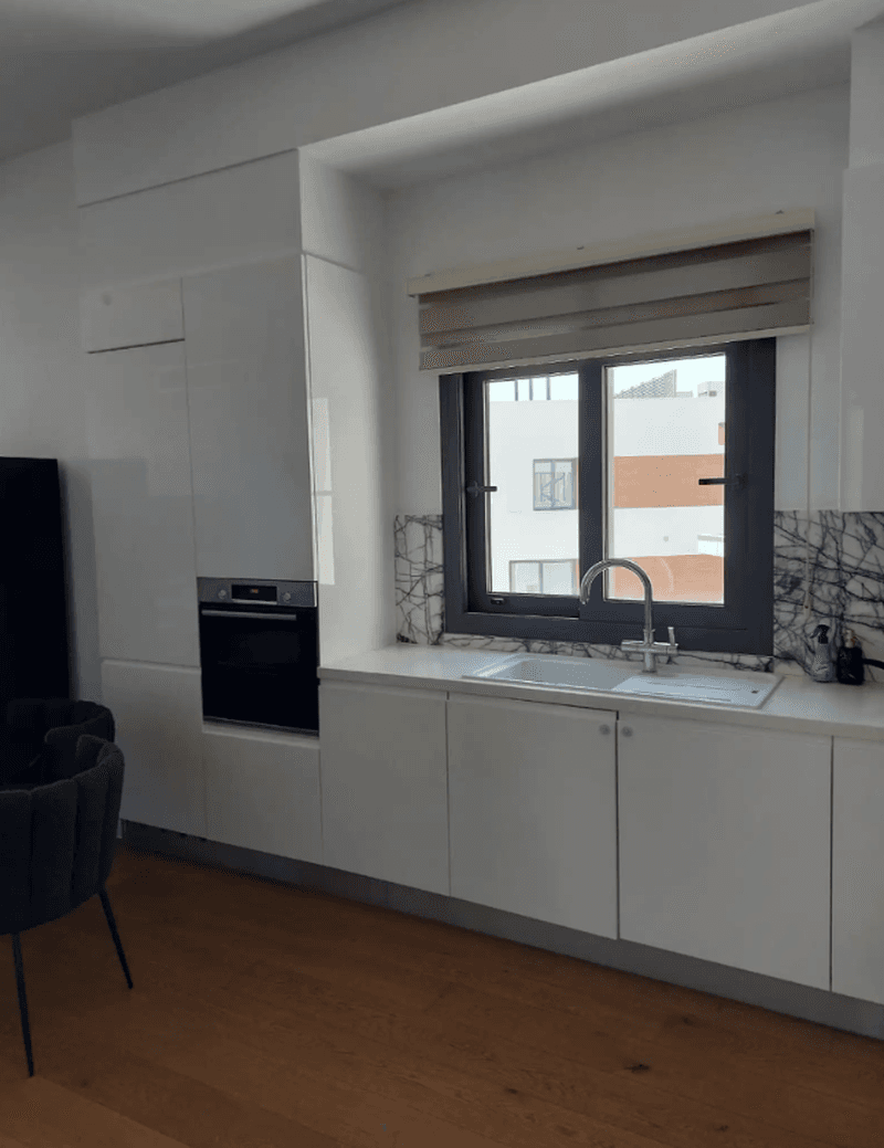3-bedroom penthouse to rent: https://www.bazaraki.com/adv/5795266_3-bedroom-penthouse-to-rent (www.bazaraki.com)