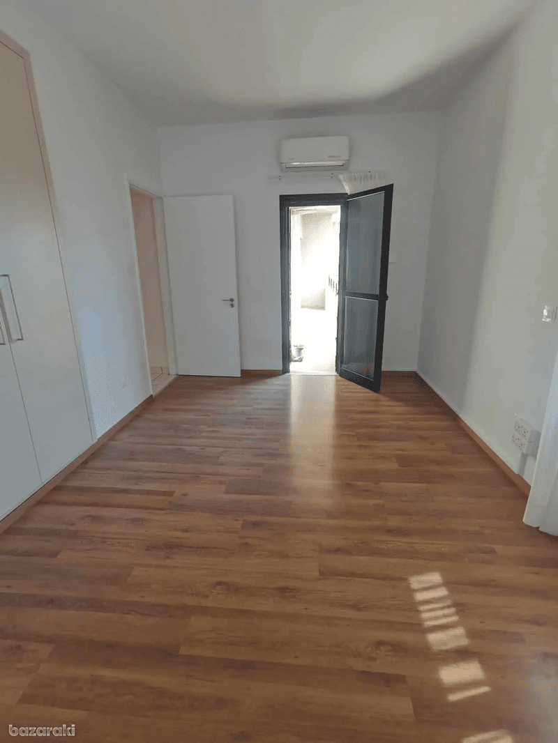 3-bedroom apartment to rent: https://www.bazaraki.com/adv/5798633_3-bedroom-apartment-to-rent (www.bazaraki.com)