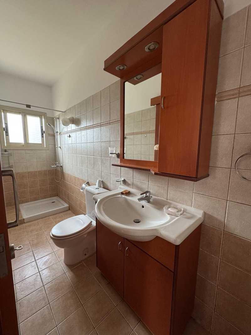 4-bedroom semi-detached to rent: https://www.bazaraki.com/adv/5793622_4-bedroom-semi-detached-to-rent (www.bazaraki.com)
