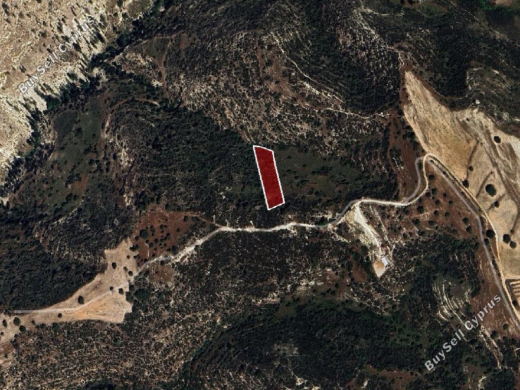2,527 SQM Agricultural Land for sale in Peyia, Paphos: https://www.buysellcyprus.com/property-for-sale/paphos/peyia/land-for-sale-peyia-paphos-1800886.html (www.buysellcyprus.com)