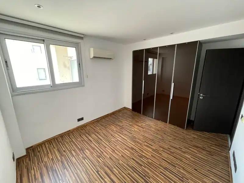 3-bedroom penthouse to rent: https://www.bazaraki.com/adv/5797083_3-bedroom-penthouse-to-rent (www.bazaraki.com)