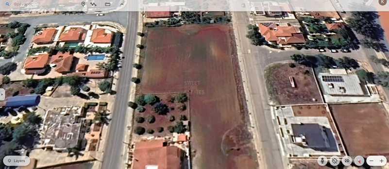 Residential land 565 m²: https://www.bazaraki.com/adv/5788876_residential-land-565-m2 (www.bazaraki.com)