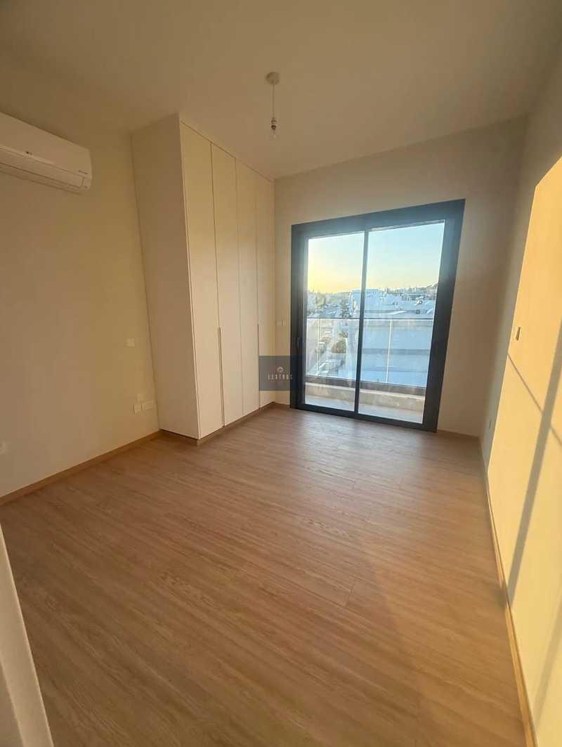 3-bedroom apartment to rent: https://www.bazaraki.com/adv/5791322_3-bedroom-apartment-to-rent (www.bazaraki.com)