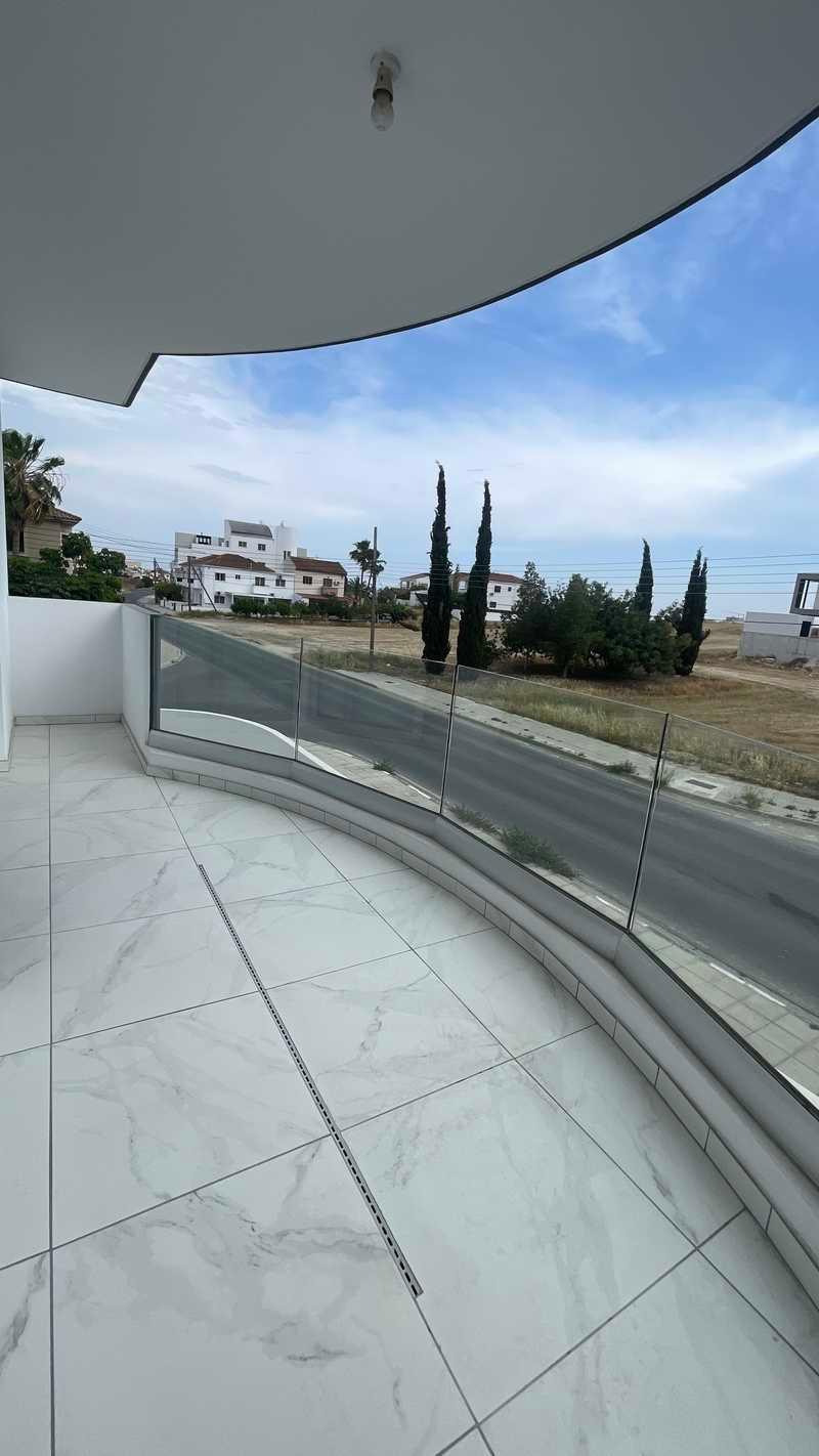 1-bedroom apartment to rent: https://www.bazaraki.com/adv/5799416_1-bedroom-apartment-to-rent (www.bazaraki.com)