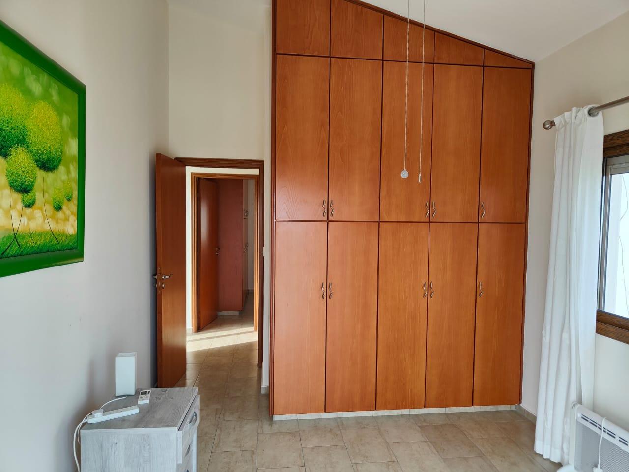 3-bedroom house in Paphos №153662: https://dom.com.cy/en/catalog/rent/153662/ (dom.com.cy)