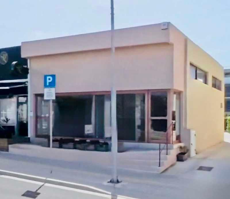 Shop in paphos: https://www.bazaraki.com/adv/5795667_shop-in-paphos (www.bazaraki.com)