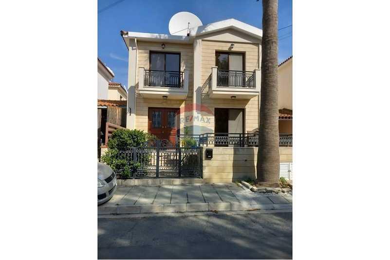5-bedroom detached house for sale: https://www.bazaraki.com/adv/5789320_5-bedroom-detached-house-for-sale (www.bazaraki.com)