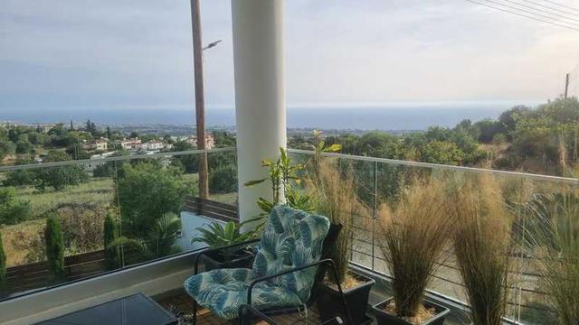 3-bedroom villa for sale: https://www.bazaraki.com/adv/5795051_3-bedroom-villa-for-sale (www.bazaraki.com)