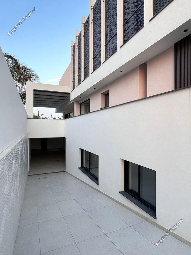 7 Bedroom Detached house for sale in Latsia, Nicosia: https://www.buysellcyprus.com/property-for-sale/nicosia/latsia/7-bed-detached-house-for-sale-latsia-nicosia-1801032.html (www.buysellcyprus.com)
