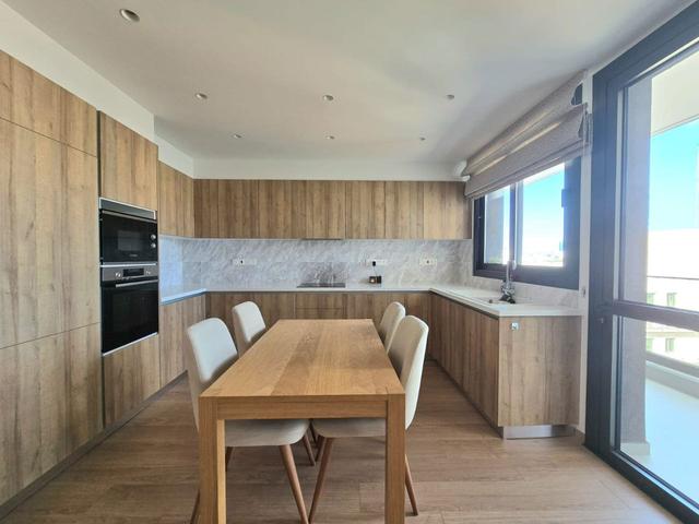 3-bedroom flat in Limassol №152905: https://dom.com.cy/en/catalog/rent/152905/ (dom.com.cy)