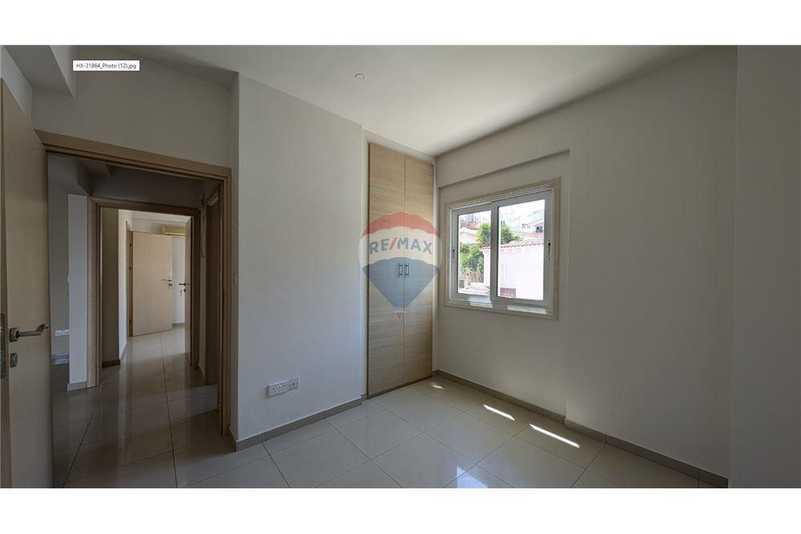 2-bedroom apartment for sale: https://www.bazaraki.com/adv/5793160_2-bedroom-apartment-for-sale (www.bazaraki.com)