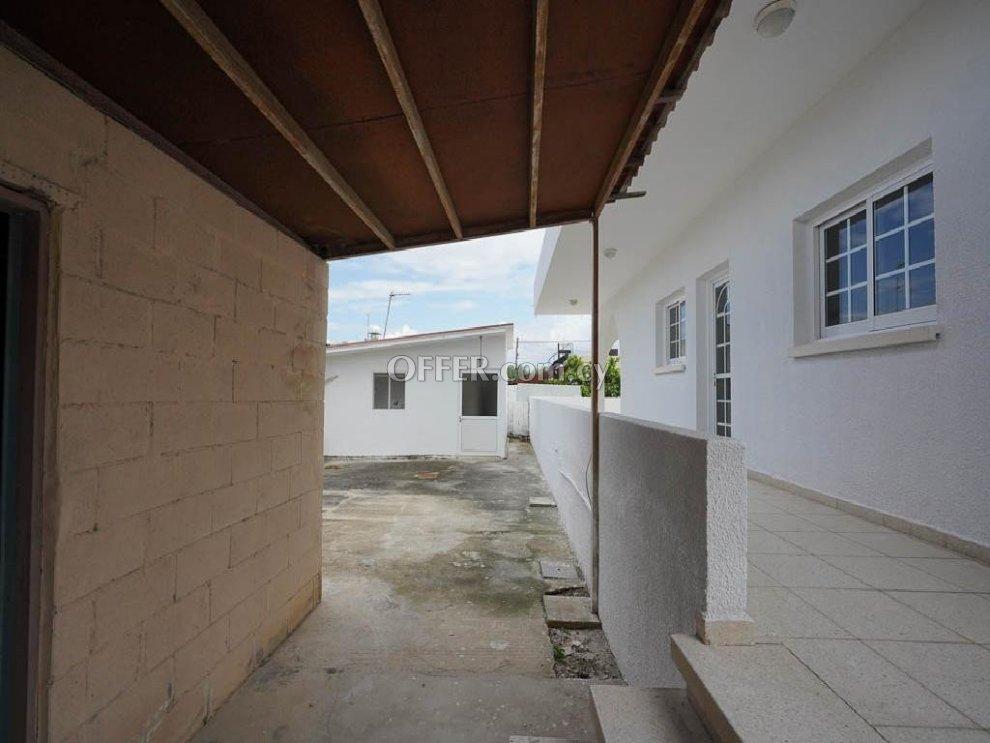 House (Detached) in Dali, Nicosia for Sale: https://www.offer.com.cy/en/house-detached-in-dali-nicosia-for-sale/21-764439/ (www.offer.com.cy)