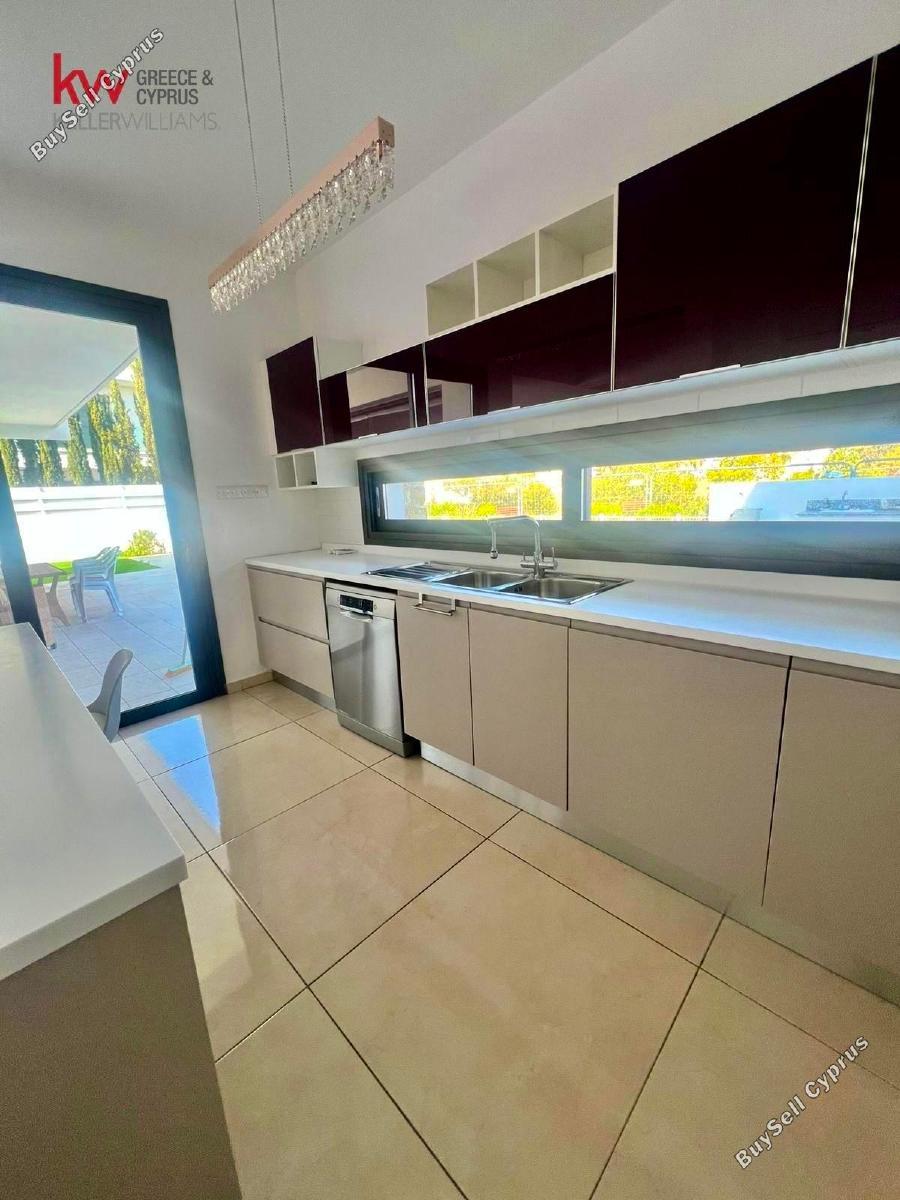 4 Bedroom Detached house to rent in Livadia Larnacas, Larnaca: https://www.buysellcyprus.com/property-for-rent/larnaca/livadia-larnacas/4-bed-detached-house-to-rent-livadia-larnacas-larnaca-1795480.html (www.buysellcyprus.com)