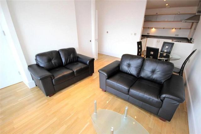 2 Beds 1 Bath Apartment/condo: https://www.facebook.com/marketplace/item/1201049474473126 (www.facebook.com)