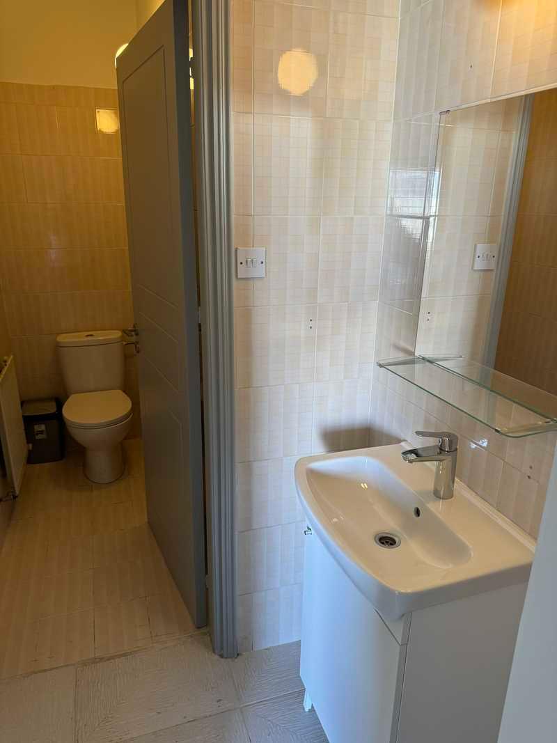 3-bedroom apartment to rent: https://www.bazaraki.com/adv/5786354_3-bedroom-apartment-to-rent (www.bazaraki.com)