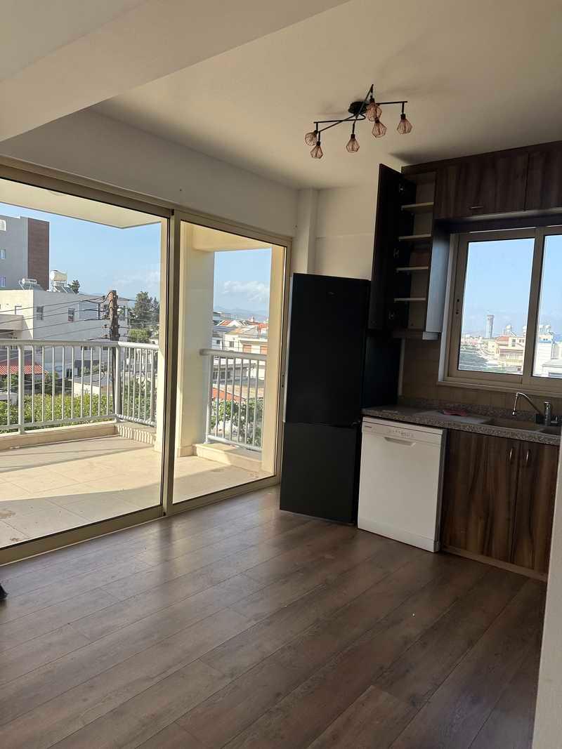 2-bedroom apartment to rent: https://www.bazaraki.com/adv/5797791_2-bedroom-apartment-to-rent (www.bazaraki.com)