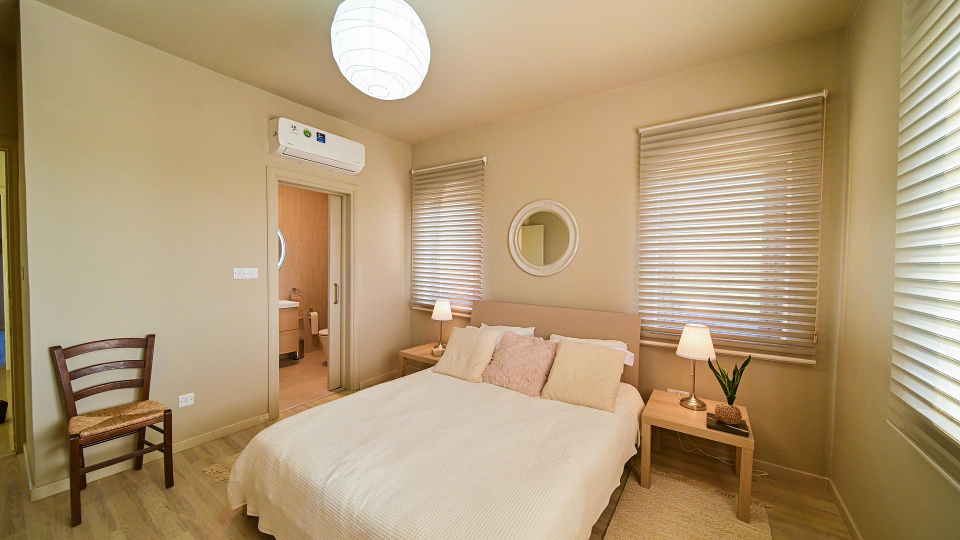 6-bedroom villa in Larnaca № 153177: https://dom.com.cy/en/catalog/sale/153177/ (dom.com.cy)