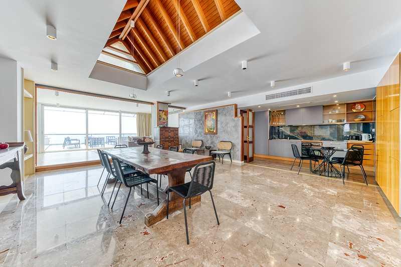 3-bedroom penthouse to rent: https://www.bazaraki.com/adv/5798285_3-bedroom-penthouse-to-rent (www.bazaraki.com)
