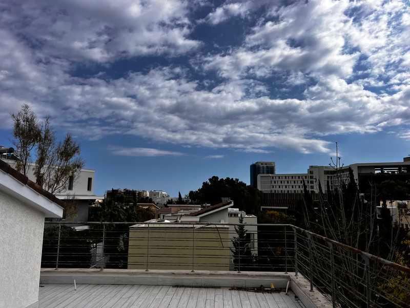 4-bedroom villa for sale: https://www.bazaraki.com/adv/5766388_4-bedroom-villa-for-sale (www.bazaraki.com)
