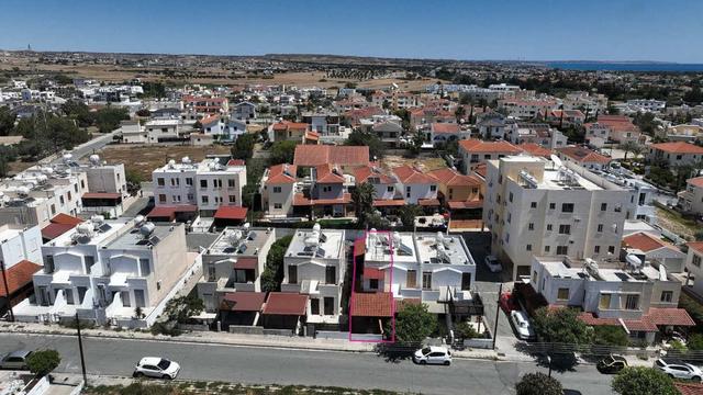 House For Sale, Larnaca, Oroklini: https://incyprusproperty.com/property/kineyirou/house-for-sale-larnaca-oroklini/ (incyprusproperty.com)