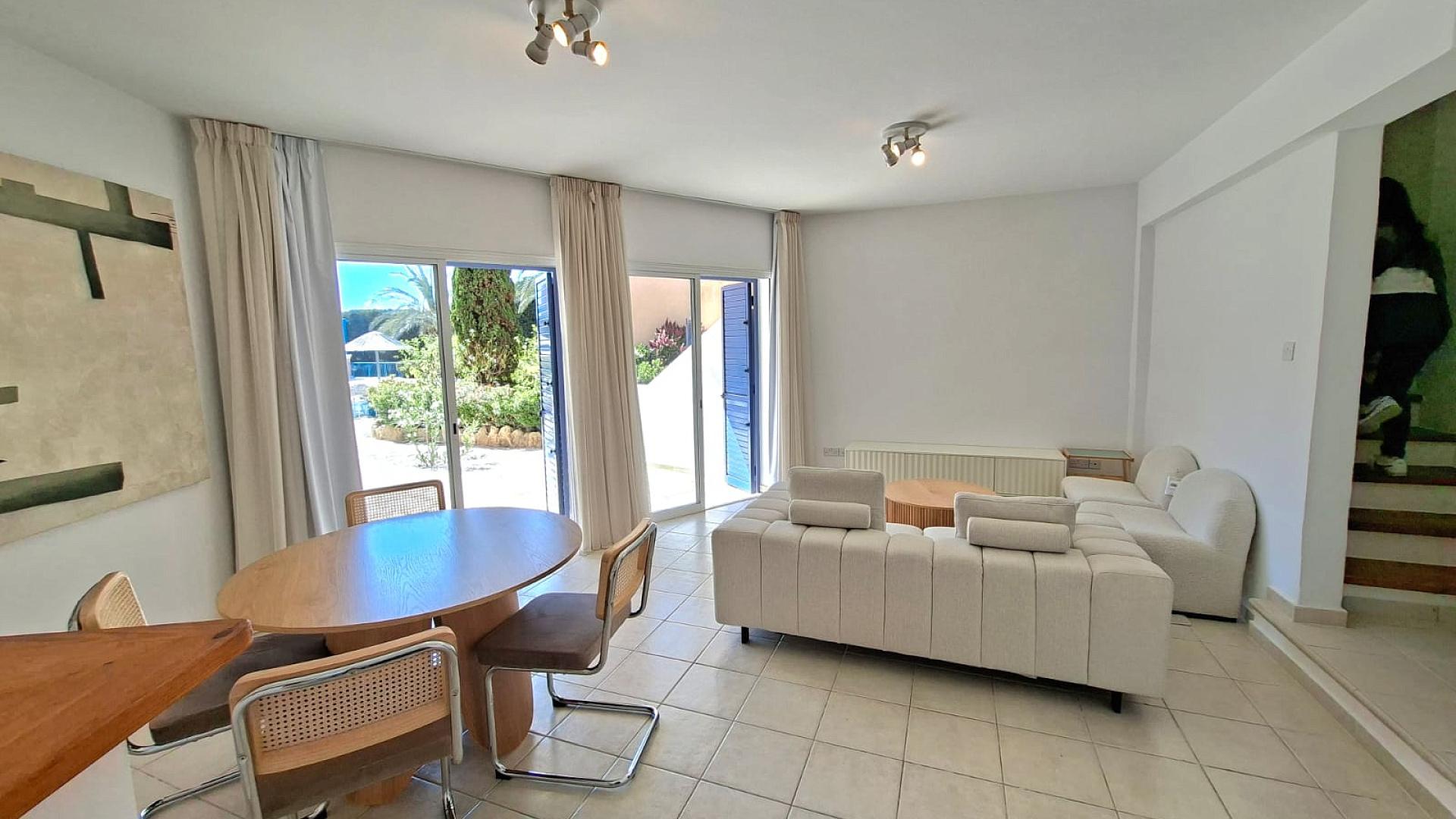 2-bedroom house in Paphos № 152117: https://dom.com.cy/en/catalog/sale/152117/ (dom.com.cy)
