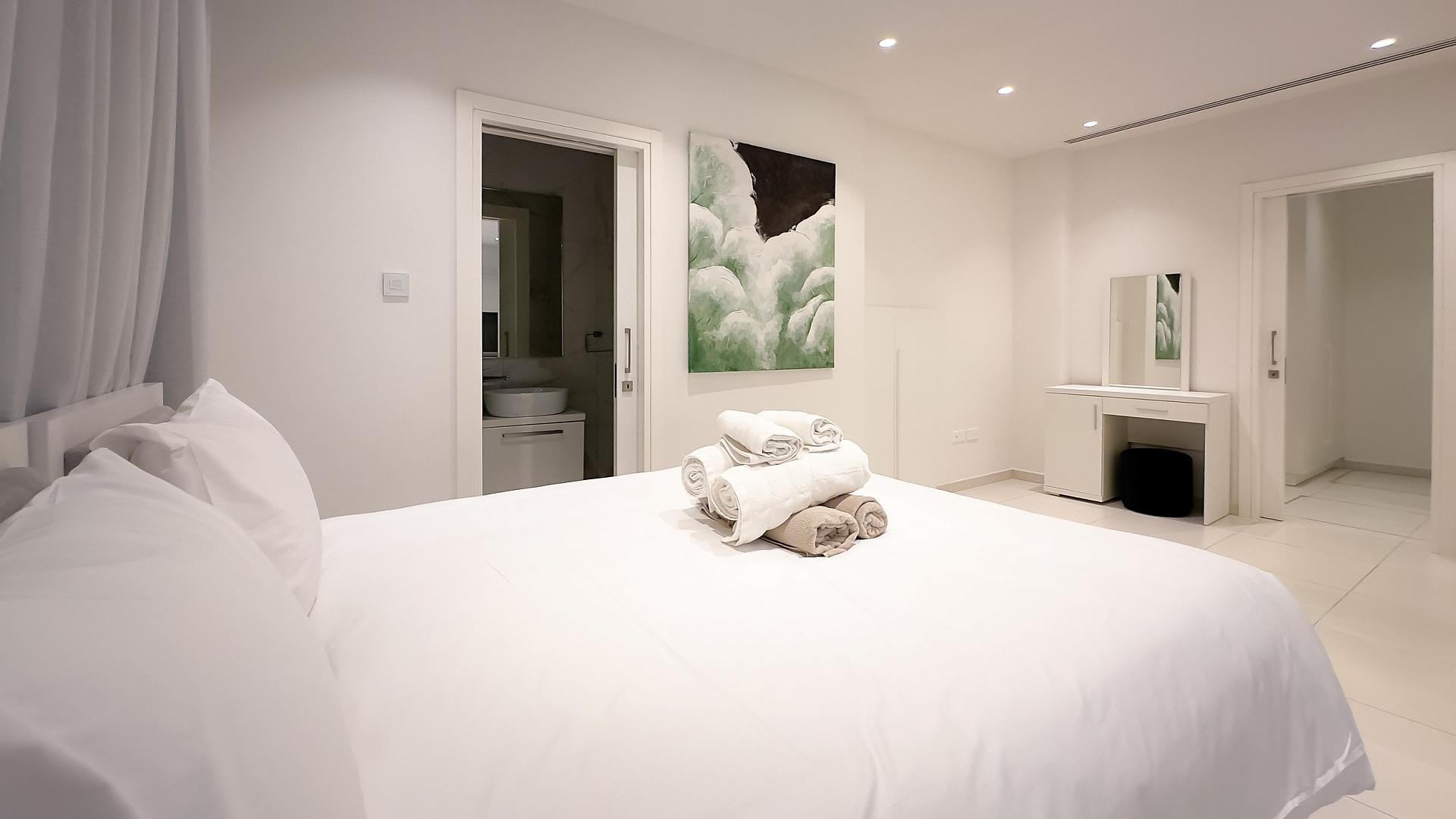 New 4-bedroom villa in Famagusta № 152556: https://dom.com.cy/en/catalog/sale/152556/ (dom.com.cy)