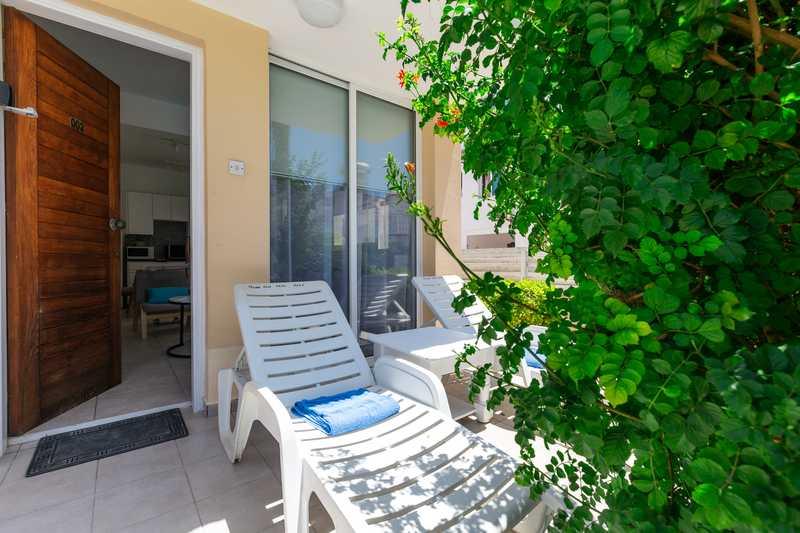 One bed flat in universal: https://www.bazaraki.com/adv/5796411_one-bed-flat-in-universal (www.bazaraki.com)