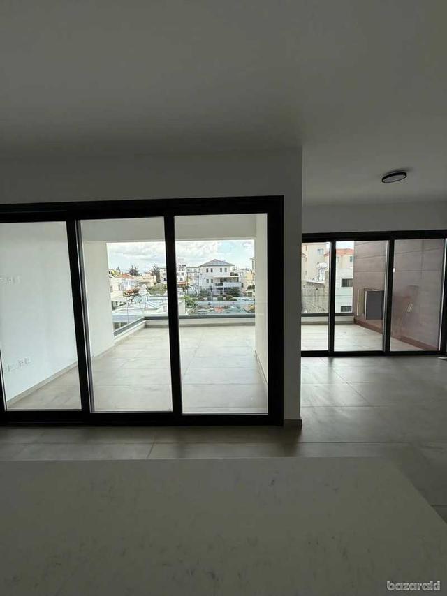 2-bedroom apartment to rent: https://www.bazaraki.com/adv/5795105_2-bedroom-apartment-to-rent (www.bazaraki.com)