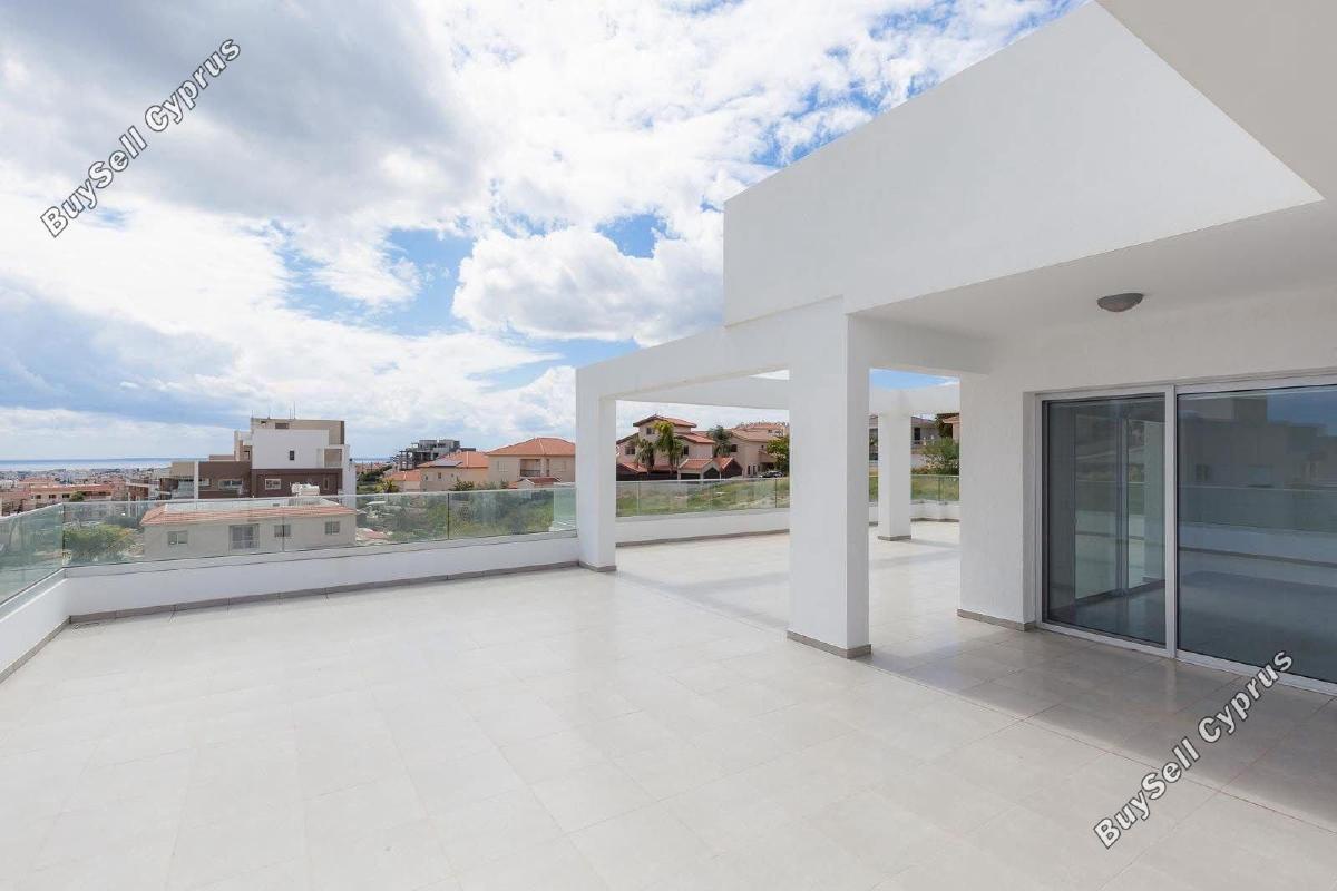 3 Bedroom Penthouse to rent in Agios Athanasios, Limassol: https://www.buysellcyprus.com/property-for-rent/limassol/agios-athanasios/3-bed-penthouse-to-rent-agios-athanasios-limassol-1800745.html (www.buysellcyprus.com)