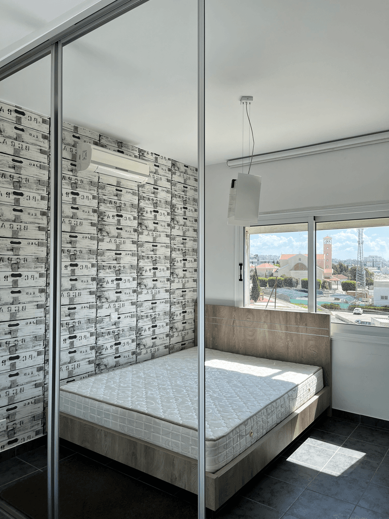 2-bedroom apartment to rent: https://www.bazaraki.com/adv/5797195_2-bedroom-apartment-to-rent (www.bazaraki.com)