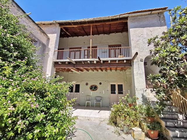 Traditional 4+ bedroom village house: https://www.facebook.com/marketplace/item/1380877393119258 (www.facebook.com)