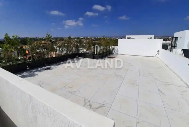 3-bedroom penthouse to rent: https://www.bazaraki.com/adv/5768081_3-bedroom-penthouse-to-rent (www.bazaraki.com)