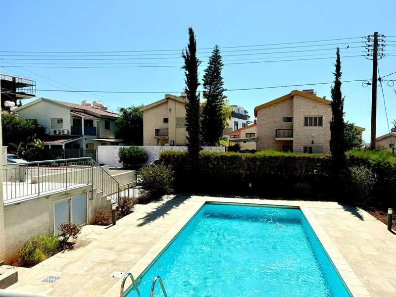 2-bedroom apartment to rent: https://www.bazaraki.com/adv/5792525_2-bedroom-apartment-to-rent (www.bazaraki.com)
