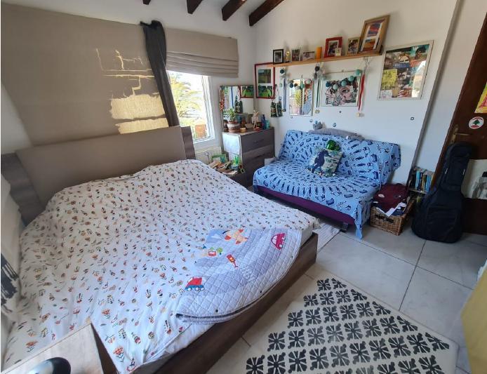6-bedroom villa in Paphos № 153166: https://dom.com.cy/en/catalog/sale/153166/ (dom.com.cy)