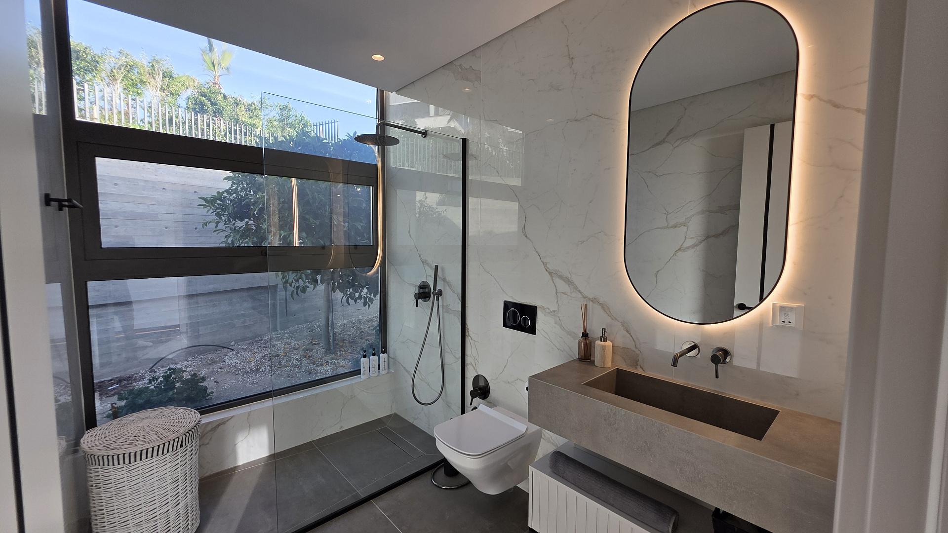 5-bedroom villa in Paphos № 152717: https://dom.com.cy/en/catalog/sale/152717/ (dom.com.cy)