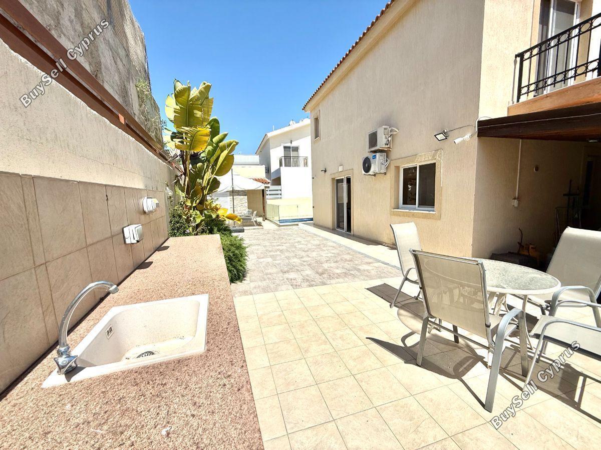 3 Bedroom Detached house to rent in Episkopi Lemesou, Limassol: https://www.buysellcyprus.com/property-for-rent/limassol/episkopi-lemesou/3-bed-detached-house-to-rent-episkopi-lemesou-limassol-1793344.html (www.buysellcyprus.com)