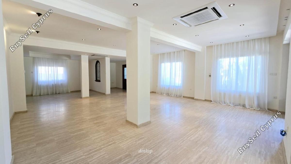 5 Bedroom Detached house for sale in Tsirion, Limassol: https://www.buysellcyprus.com/property-for-sale/limassol/tsirion/5-bed-detached-house-for-sale-tsirion-limassol-1794305.html (www.buysellcyprus.com)