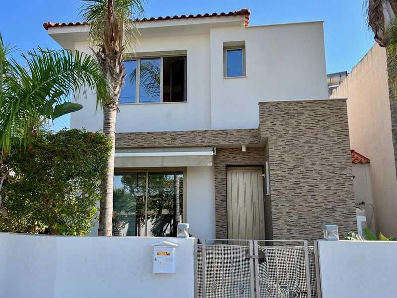 3-bedroom detached house for sale: https://www.bazaraki.com/adv/5786946_3-bedroom-detached-house-for-sale (www.bazaraki.com)