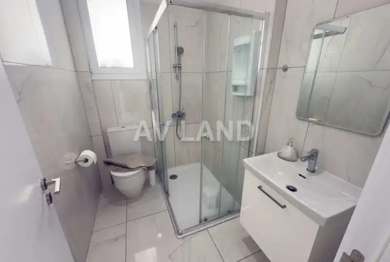 3-bedroom penthouse to rent: https://www.bazaraki.com/adv/5787598_3-bedroom-penthouse-to-rent (www.bazaraki.com)