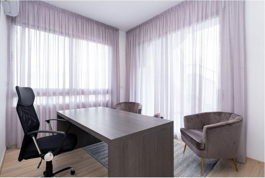 New 6-bedroom penthouse for rent in Town Center Larnaca, Cyprus. - Object № 150079: https://dom.com.cy/en/catalog/rent/150079/ (dom.com.cy)
