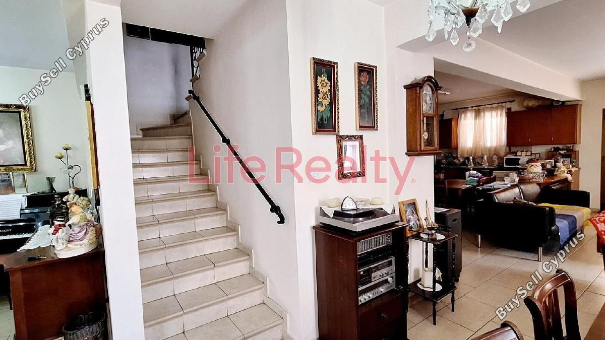 3 Bedroom Detached house for sale in Agios Spyridonas, Limassol: https://www.buysellcyprus.com/property-for-sale/limassol/agios-spyridonas/3-bed-detached-house-for-sale-agios-spyridonas-limassol-1794232.html (www.buysellcyprus.com)