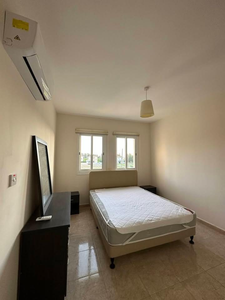 For rent two bedroom apartment ground floors: https://www.facebook.com/marketplace/item/993179446338297 (www.facebook.com)