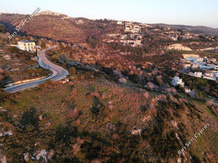 4,348 SQM Residential Land for sale in Tsada, Paphos: https://www.buysellcyprus.com/property-for-sale/paphos/tsada/land-for-sale-tsada-paphos-1792723.html (www.buysellcyprus.com)