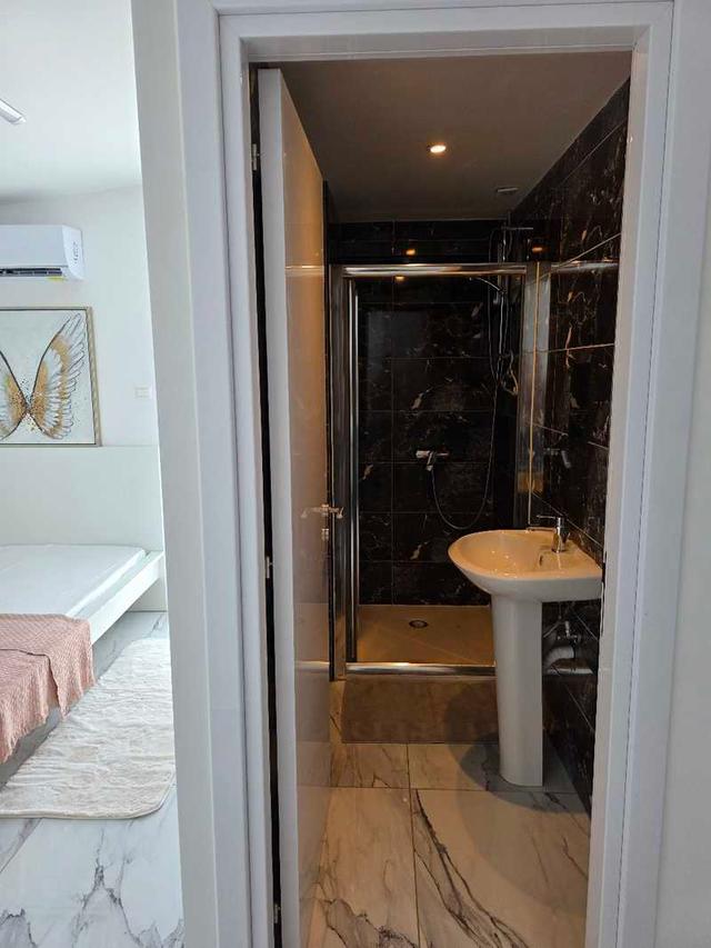 4-bedroom apartment to rent: https://www.bazaraki.com/adv/5786834_4-bedroom-apartment-to-rent (www.bazaraki.com)