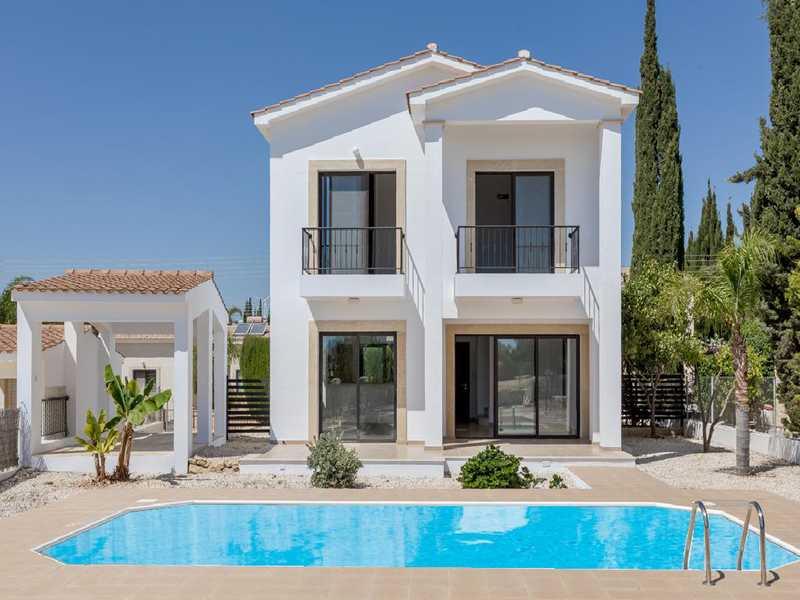 3-bedroom villa for sale: https://www.bazaraki.com/adv/5797339_3-bedroom-villa-for-sale (www.bazaraki.com)