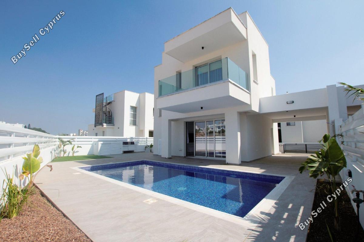 4 Bedroom Detached house for sale in Protaras, Famagusta: https://www.buysellcyprus.com/property-for-sale/famagusta/protaras/4-bed-detached-house-for-sale-protaras-famagusta-1755534.html (www.buysellcyprus.com)