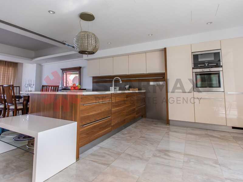 2-bedroom penthouse for sale: https://www.bazaraki.com/adv/5769309_2-bedroom-penthouse-for-sale (www.bazaraki.com)