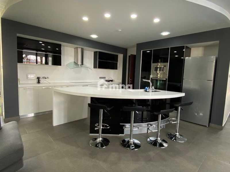  5-bedroom detached house to rent: https://www.bazaraki.com/adv/5789063_5-bedroom-detached-house-to-rent (www.bazaraki.com)