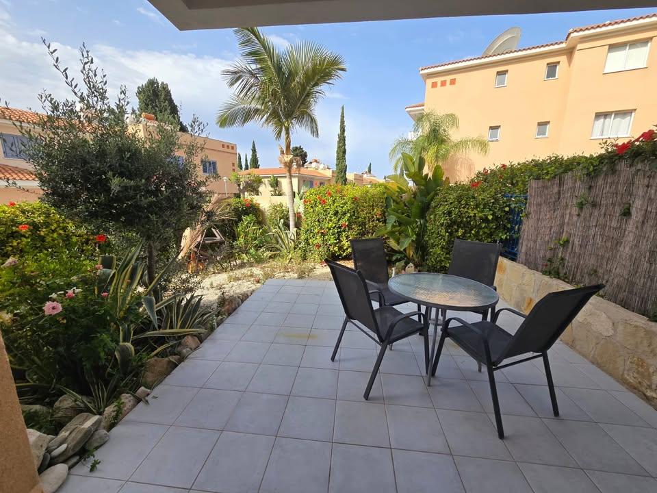 2 Beds 1 Bath Apartment/condo: https://www.facebook.com/marketplace/item/681639461328966 (www.facebook.com)
